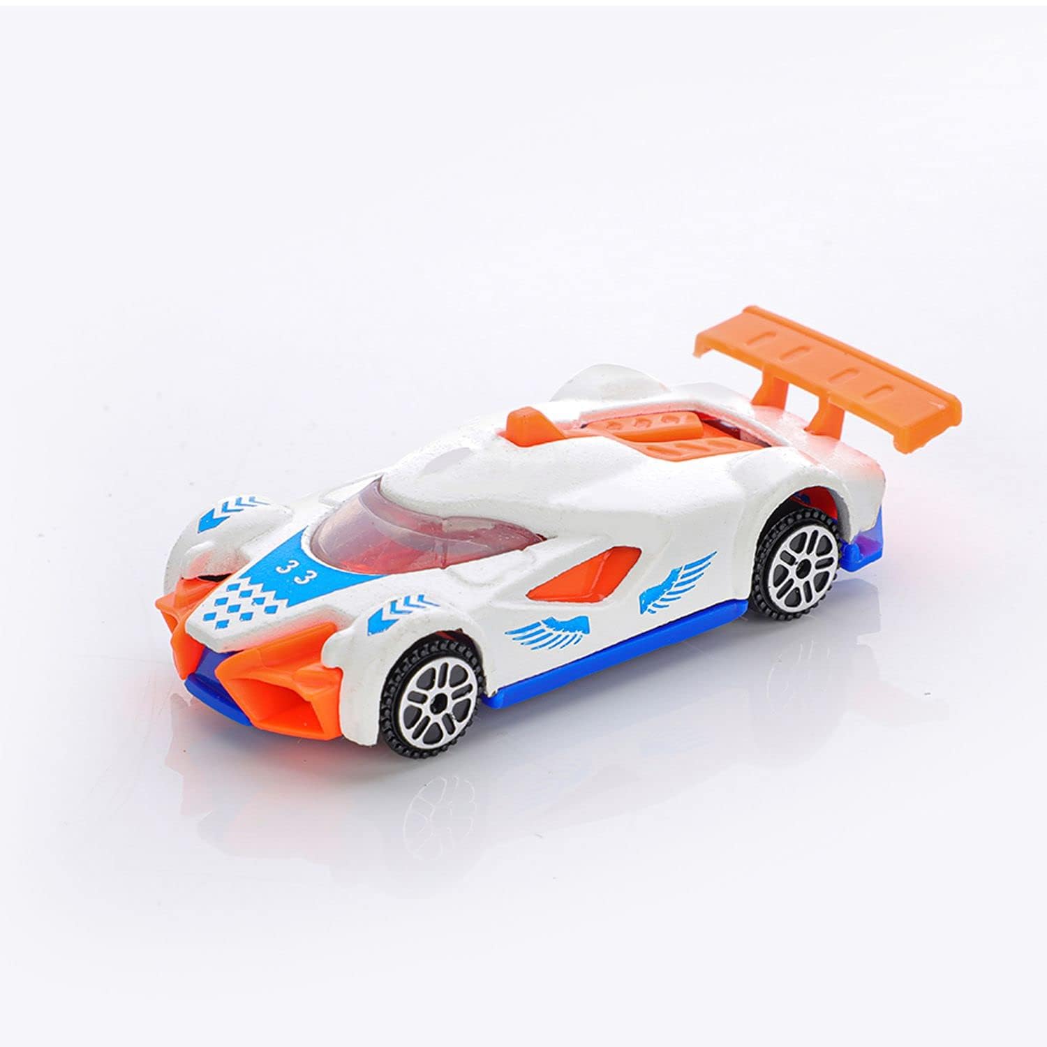 Amazing 1:24 Scaled DIE-CAST Metal Street Racer