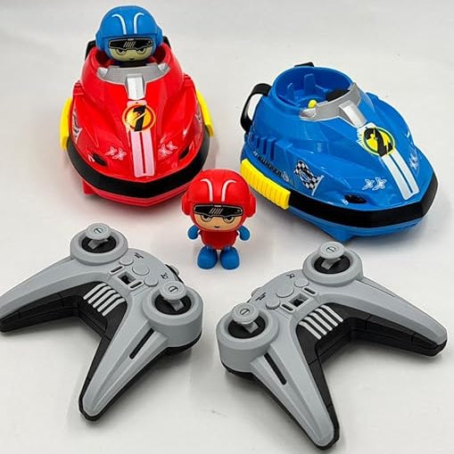 Set of 2 RC Bumper Cars with Ejectable Robots, LED and Rechargeable Battery, Interactive Toy for Children Boys and Girls
