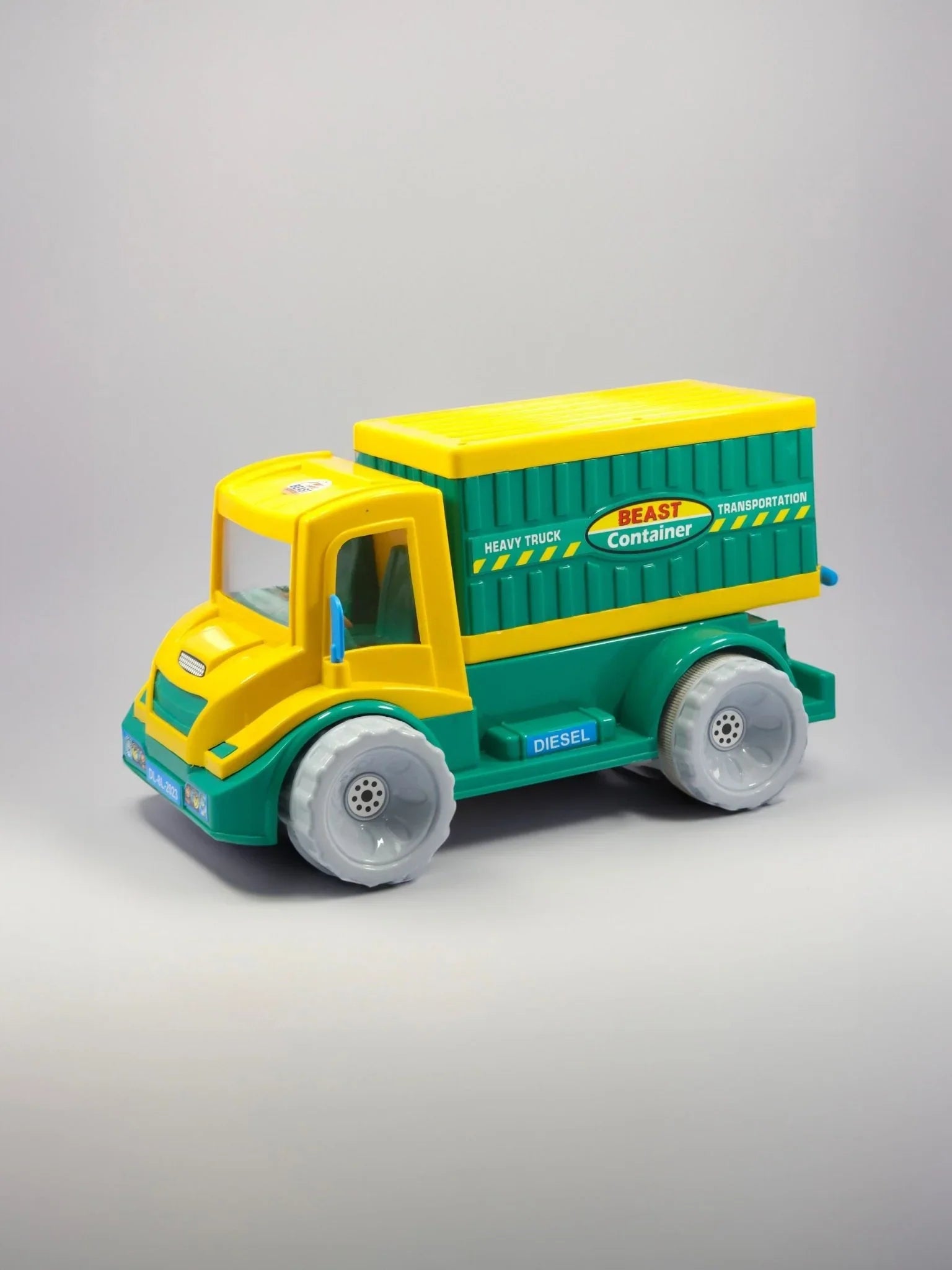BEAST CONTAINER